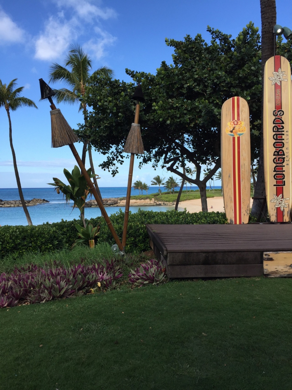 ロングボーズ バー & グリル (マリオット コオリナ) クチコミガイド【フォートラベル】Longboards Bar & Grill