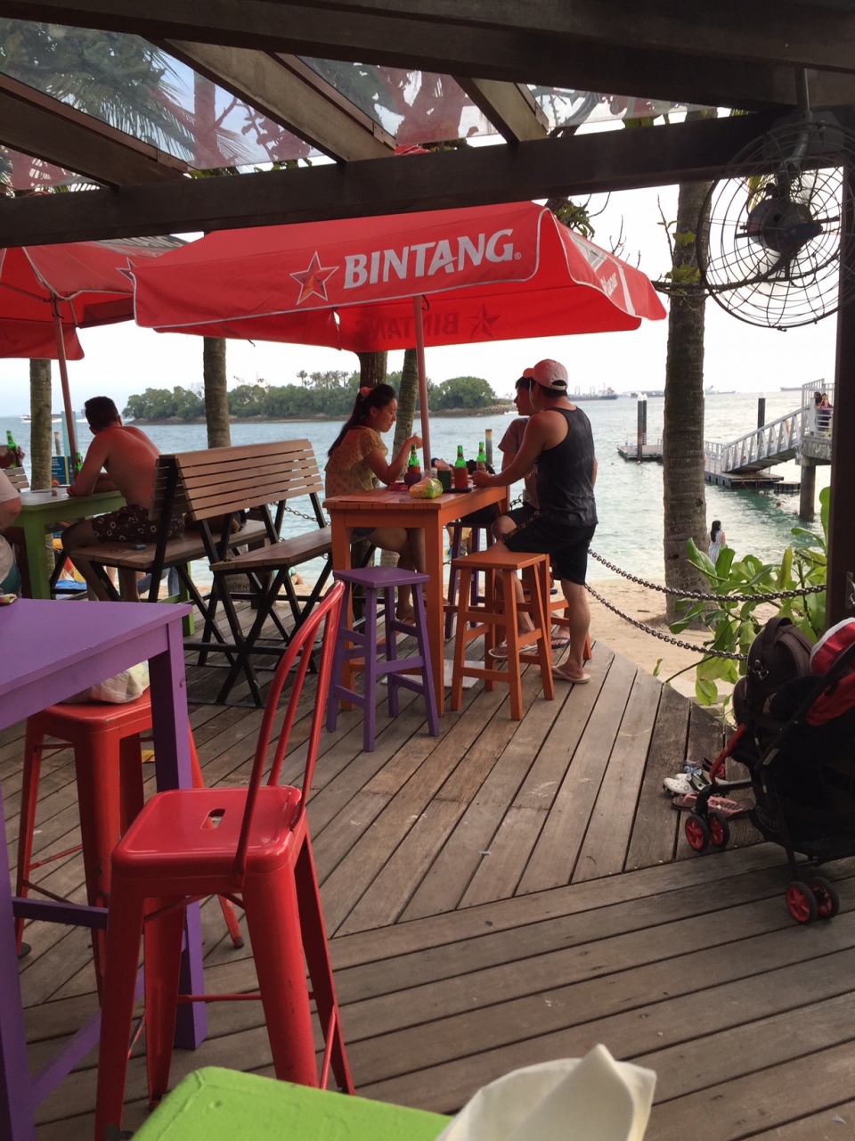 ビキニ バー クチコミガイド【フォートラベル】Bikini Barシンガポール