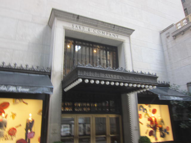 サックス フィフス アベニュー (ニューヨーク店) クチコミガイド【フォートラベル】Saks Fifth