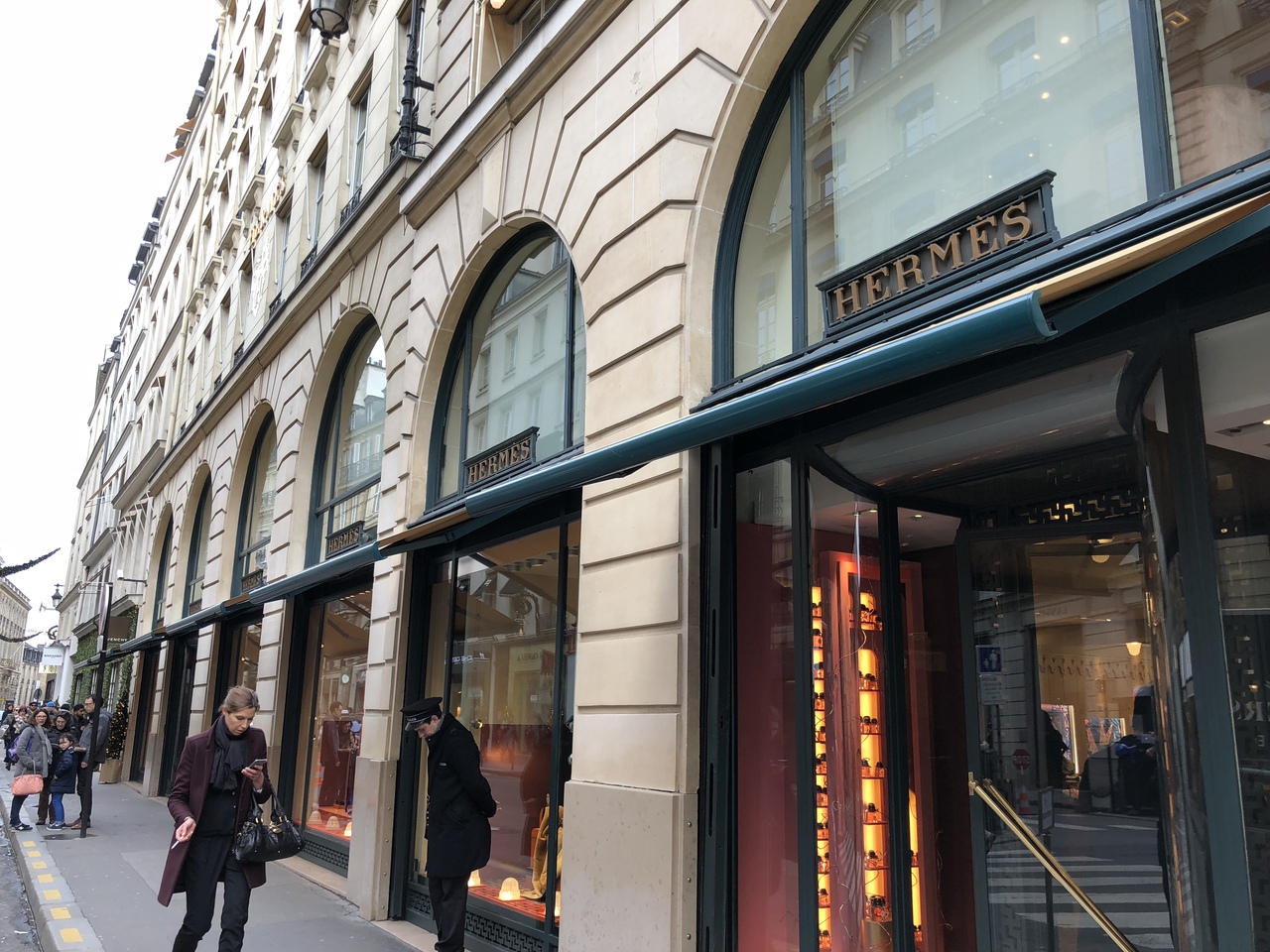 エルメス (フォーブール サントノレ本店) クチコミガイド【フォートラベル】|Hermes (Faubourg Saint-Honore)|パリ