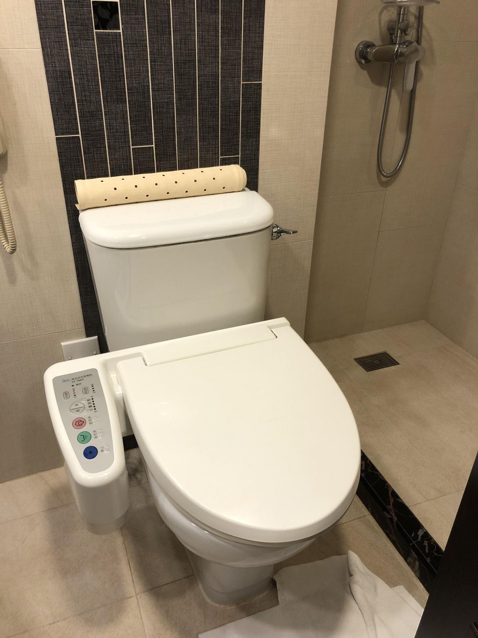 『シャワートイレです！』by みきょんさんサウス パシフィック ホテルのクチコミ【フォートラベル】South