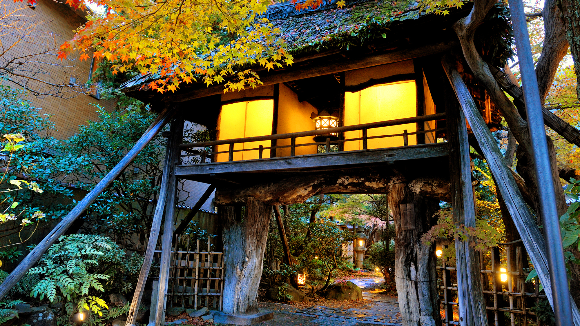 山ばな平八茶屋 写真