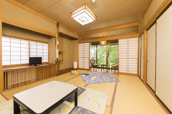 昭和の森ゴルフ場＆山荘 写真
