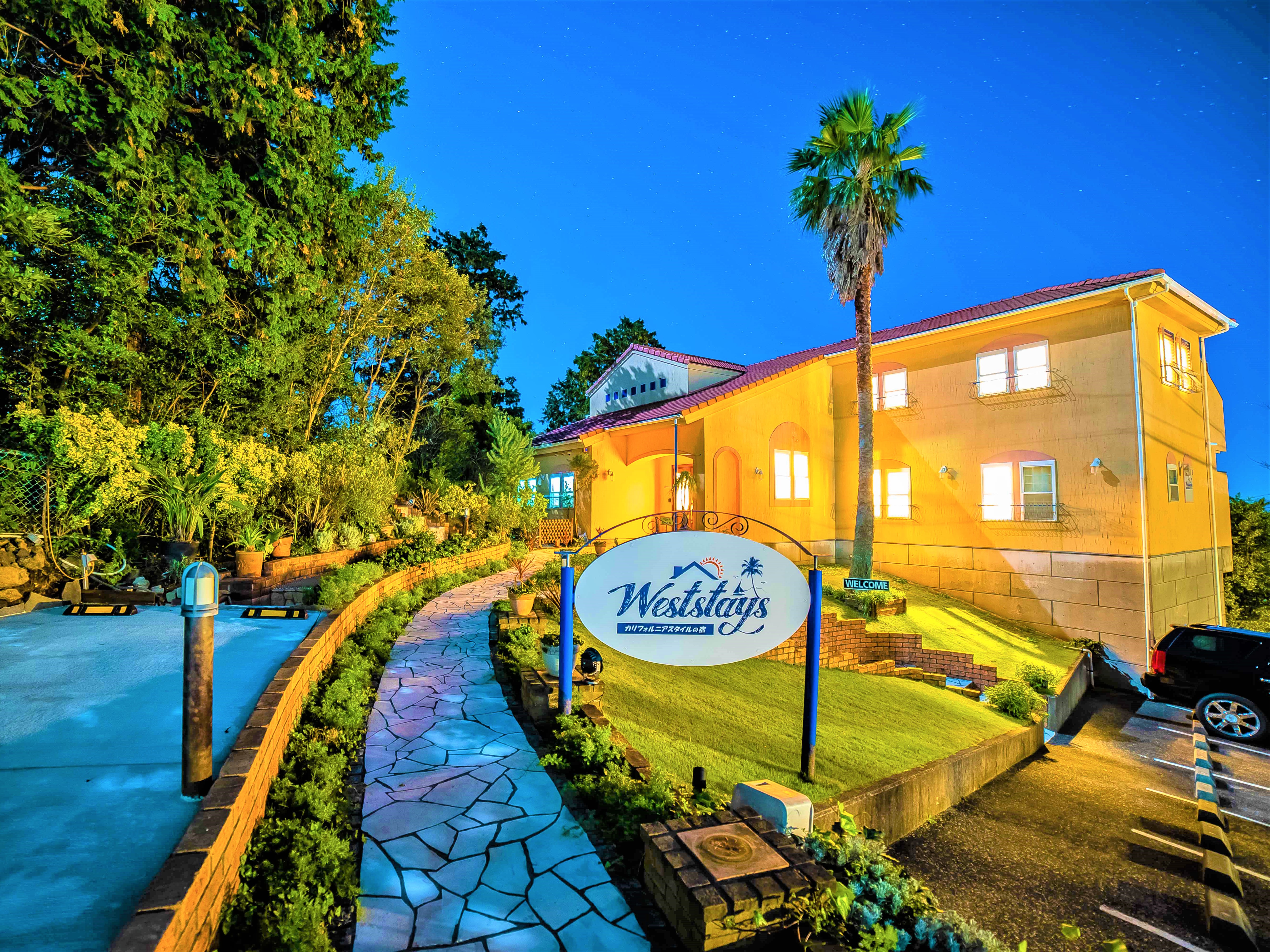 カリフォルニアスタイルの宿 West Stays