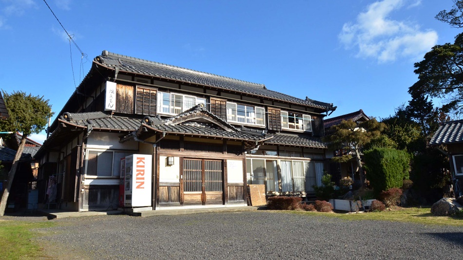 かえもん旅館