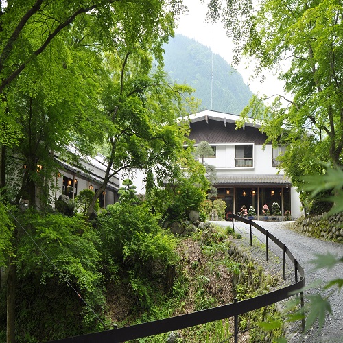 奥秩父 谷津川館