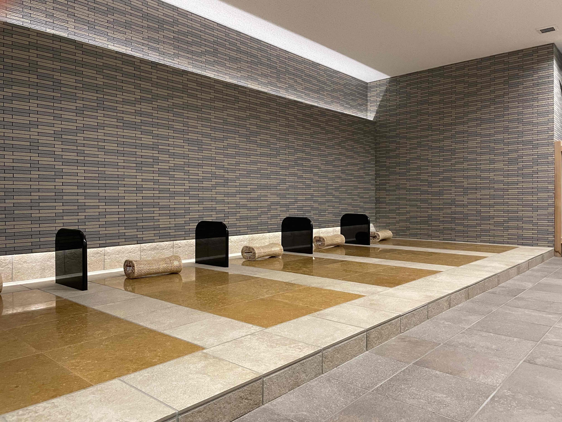 カプセルイン ミナミ 立川店 写真