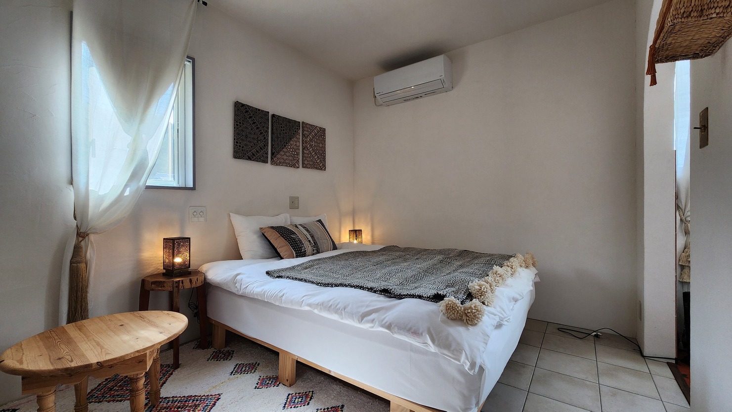 RIAD NANA 写真
