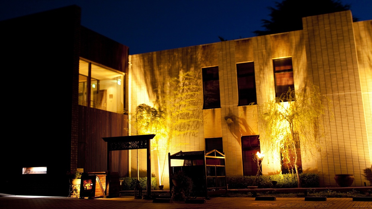 HOTEL Allamanda (ホテル アラマンダ)