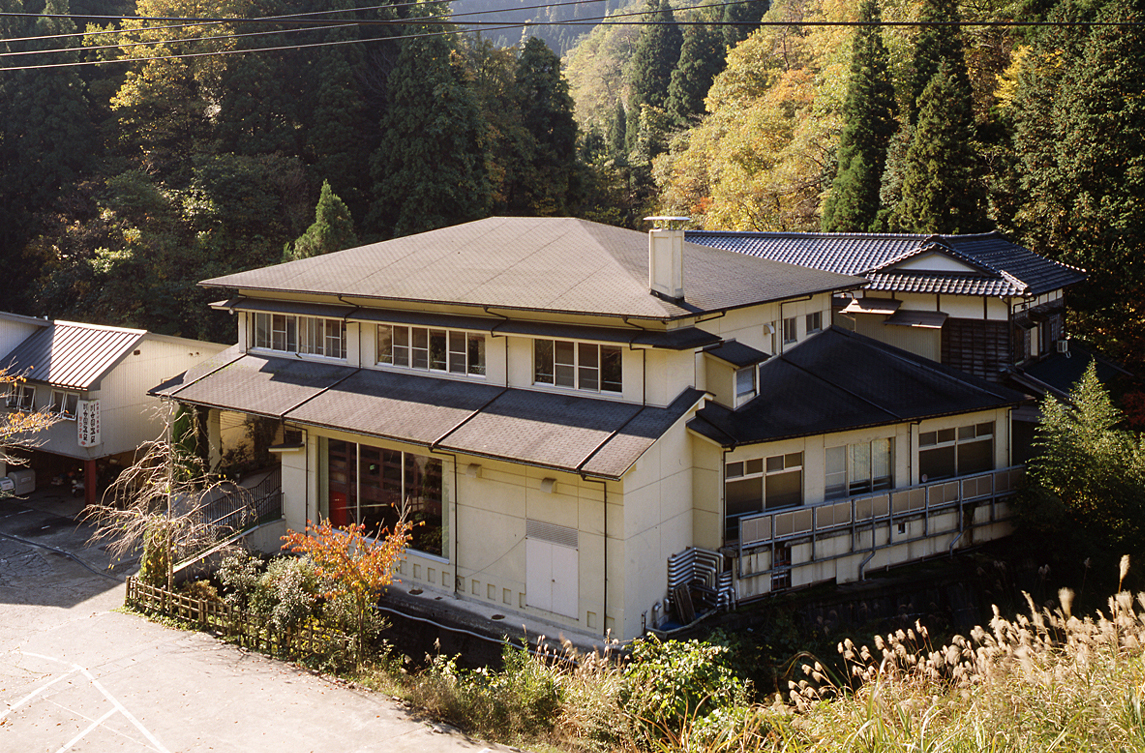 川合田温泉山田家
