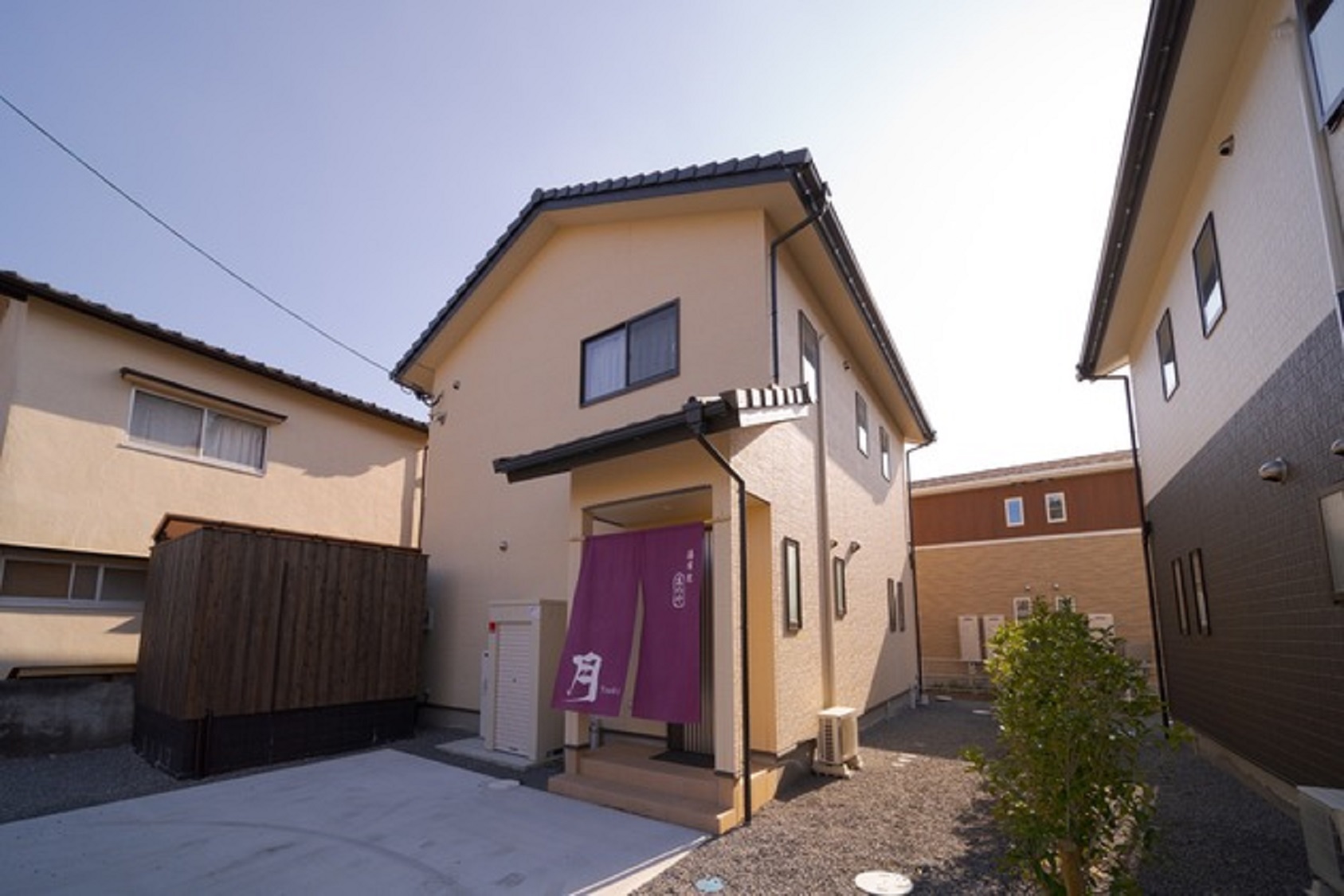 高のや 月