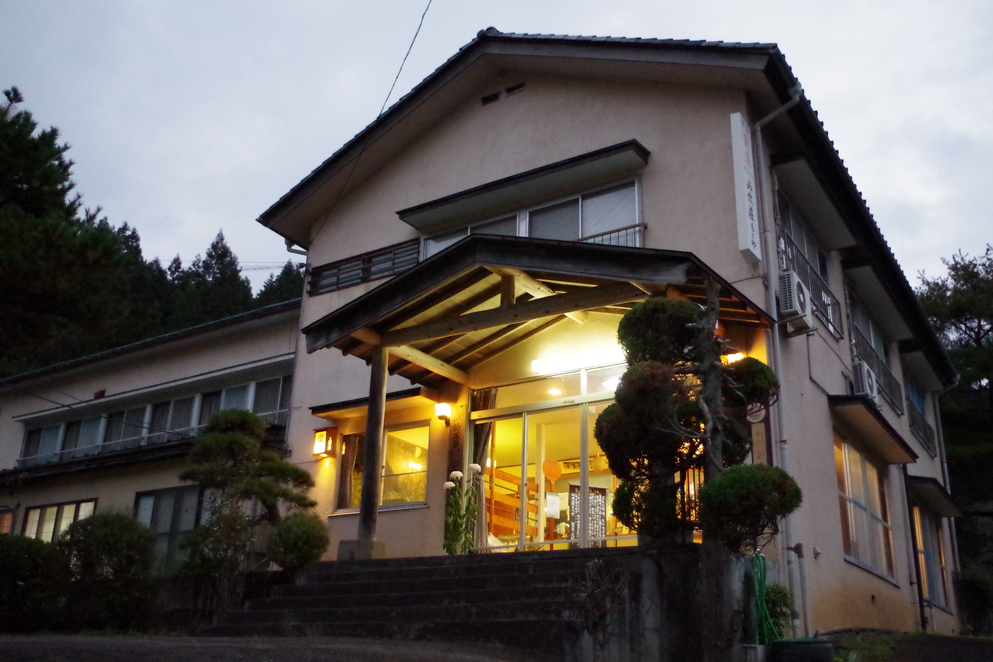 山水荘 もりや