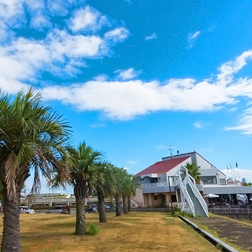 大阪北港マリーナHULL
