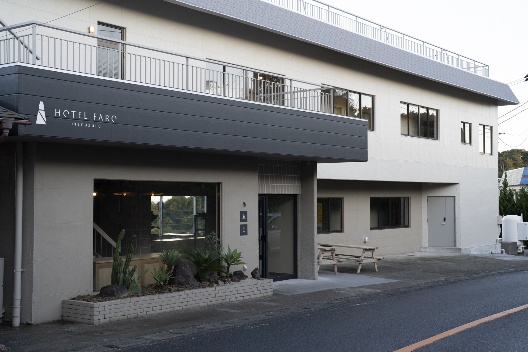 HOTEL FARO MANAZURU