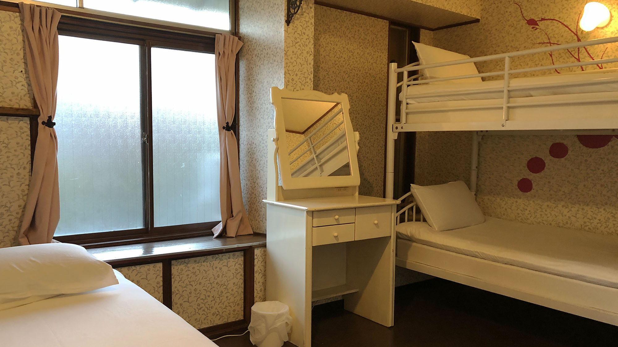ＨＯＳＴＥＬ　ユメノマド　ＹＵＭＥＮＯＭＡＤ 写真