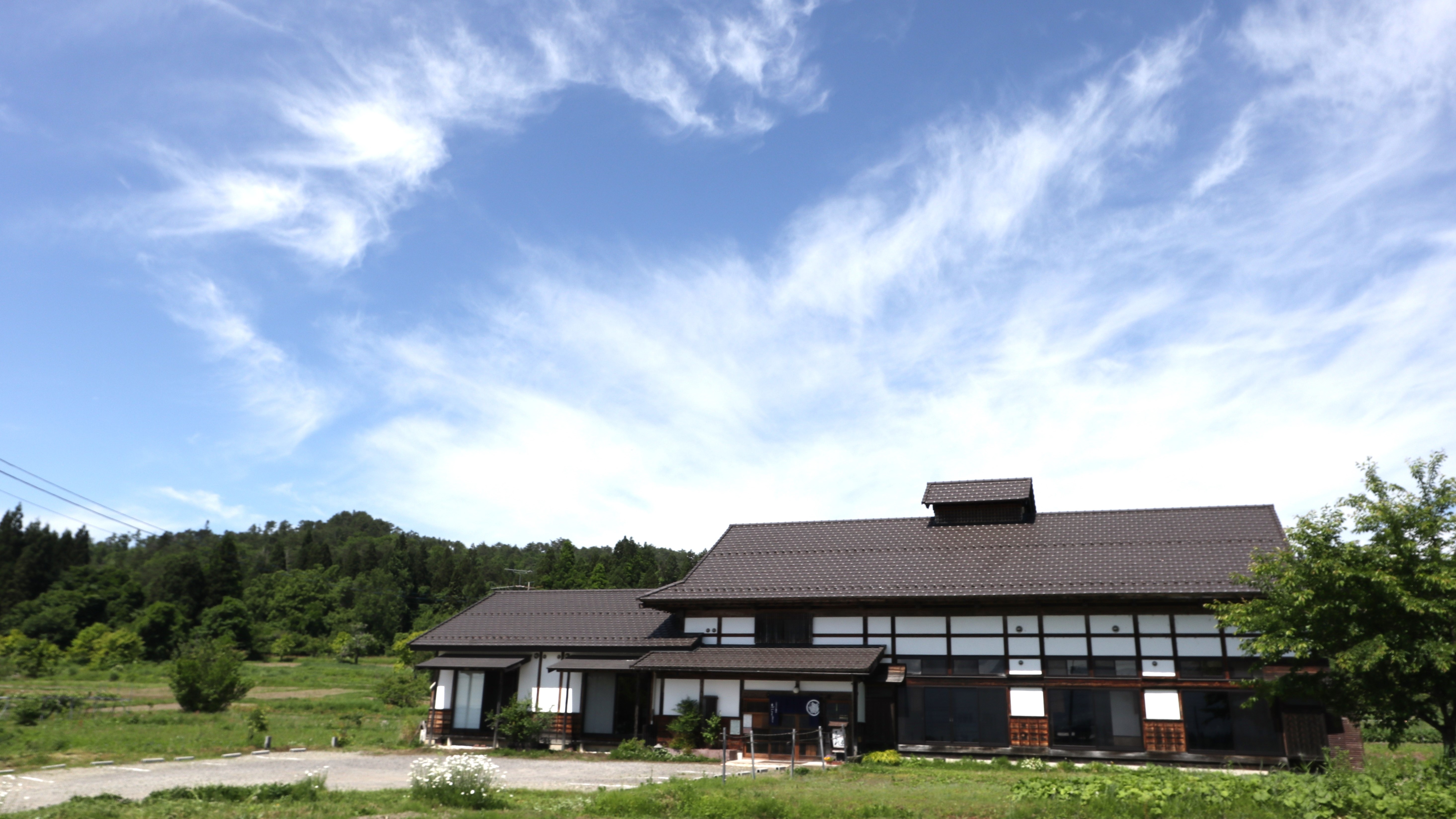 いろり古民家の宿 志ぐれ亭