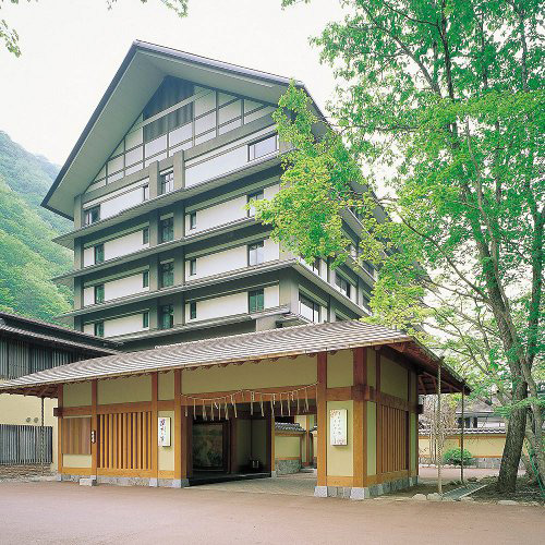 湯西川温泉 彩り湯かしき 花と華