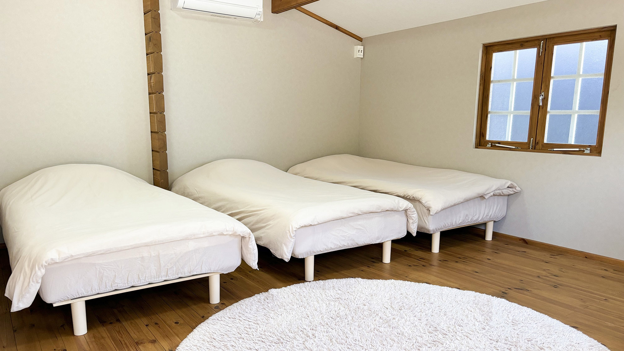 the room 写真