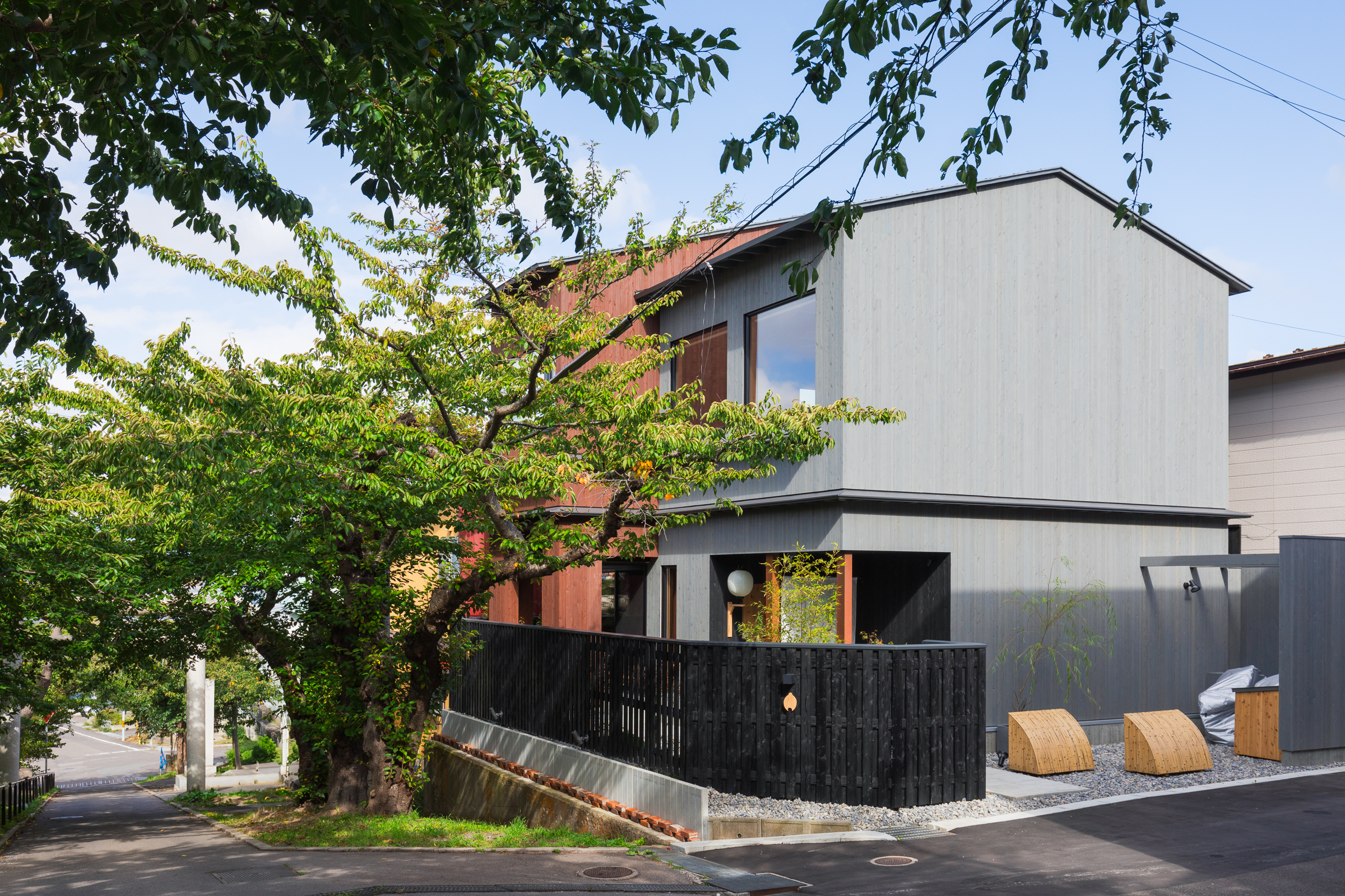 住三吉の宿 桜山路
