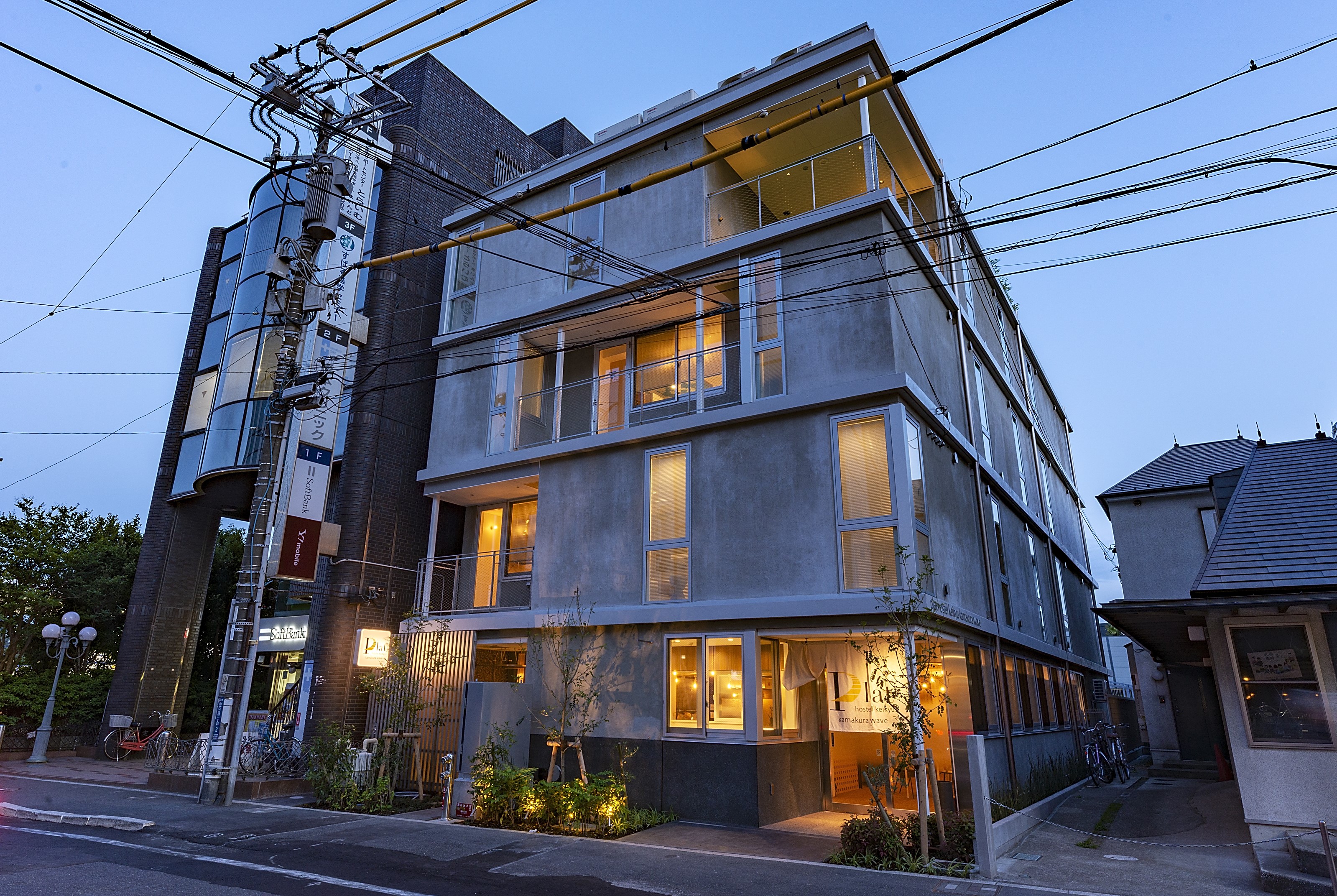 plat hostel keikyu kamakura wave