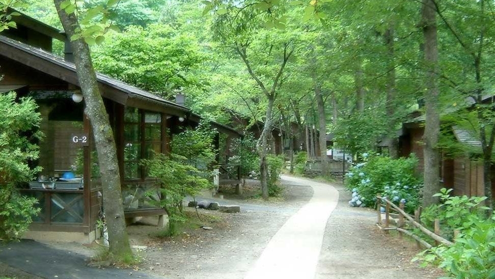 たびのCAMPING BASE 秋保 木の家