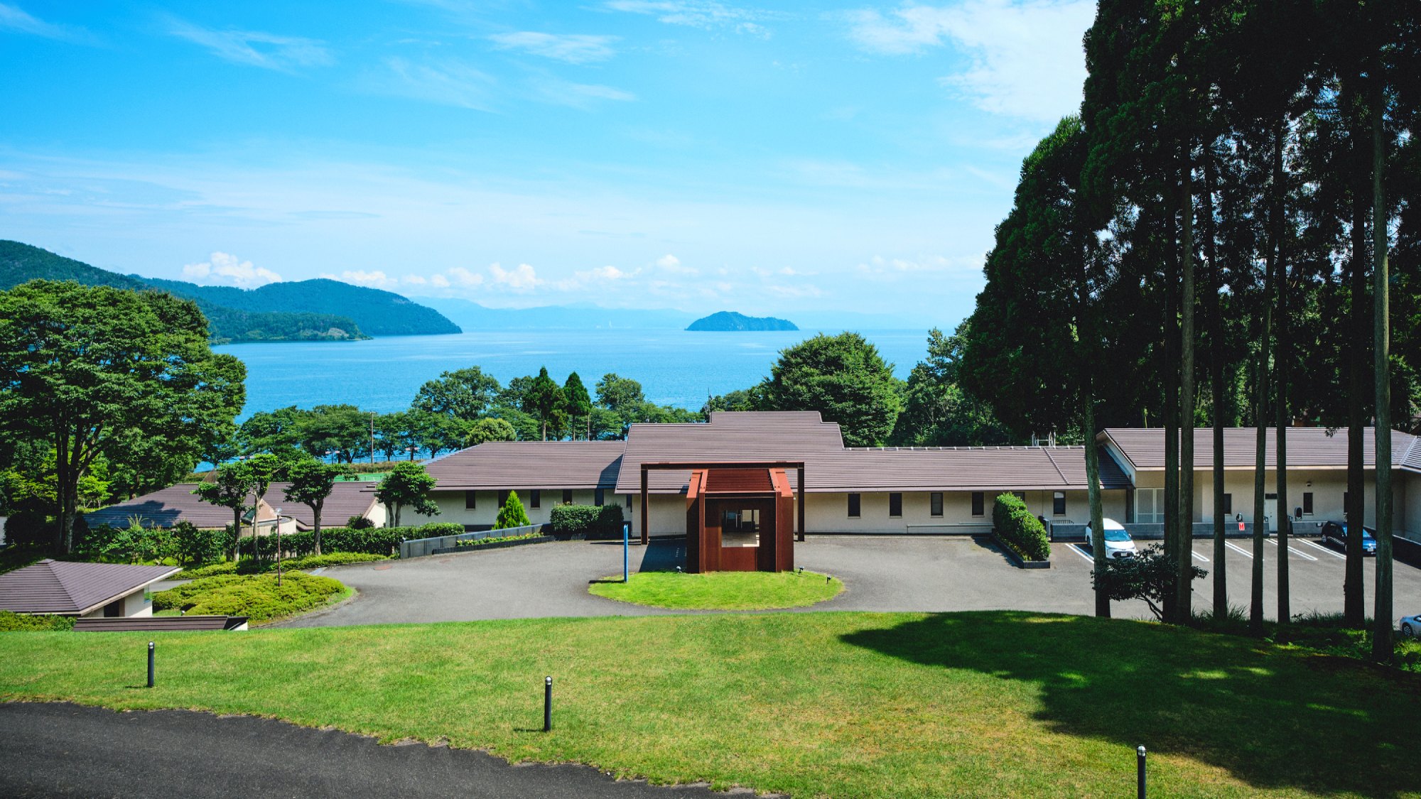 ロテル・デュ・ラク ～奥琵琶湖のエルミタージュ＆オーベルジュ～