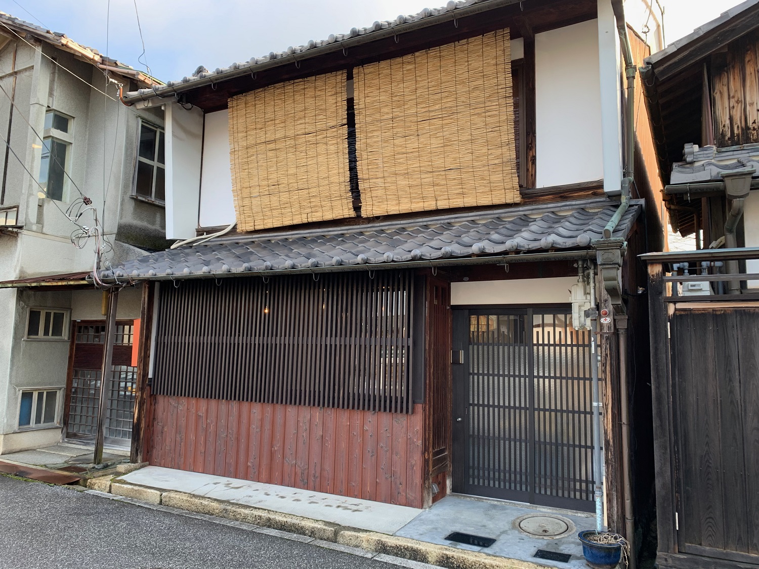 片原楽家