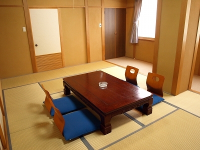 まるに旅館 写真