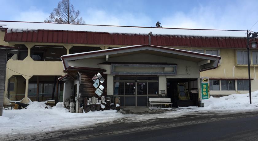 宿　栂池スキーハウス＜手作り工房　與利子＞