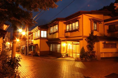 政喜旅館