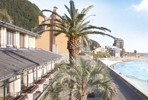 会席料理・お宿　しぼりや