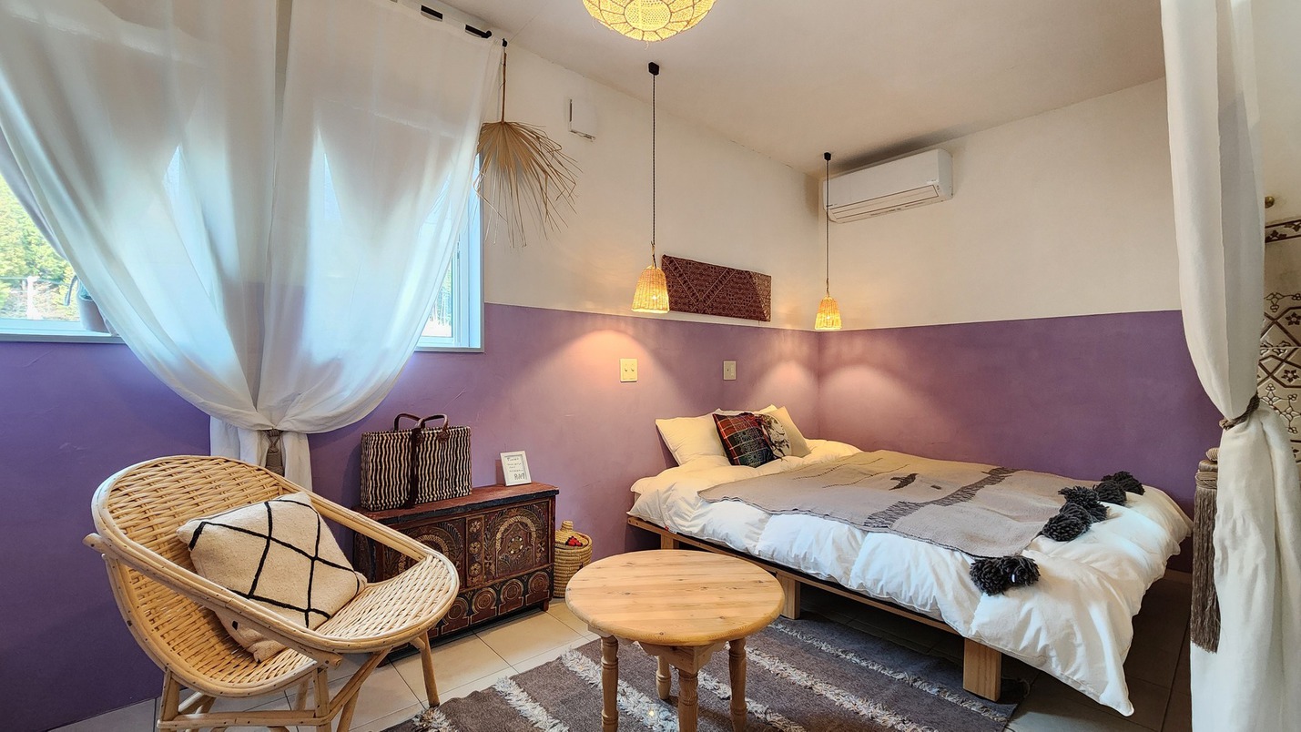 RIAD NANA 写真