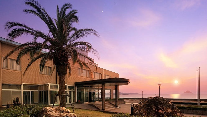 たてやま温泉 夕日海岸 昇鶴