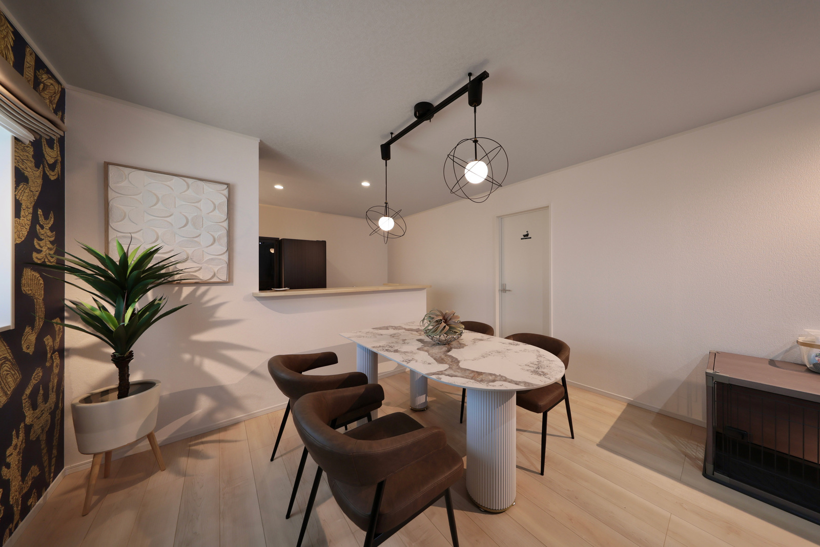 クリスタル別荘南城 写真