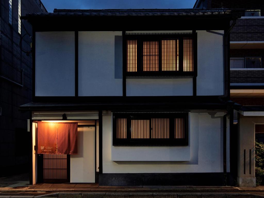 紡 西洞院花屋町