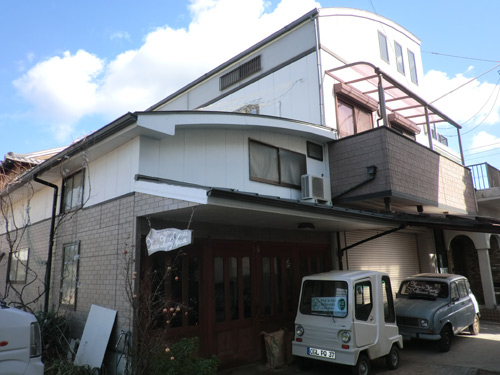 AWAJI TOURIST TROPHY HOUSE