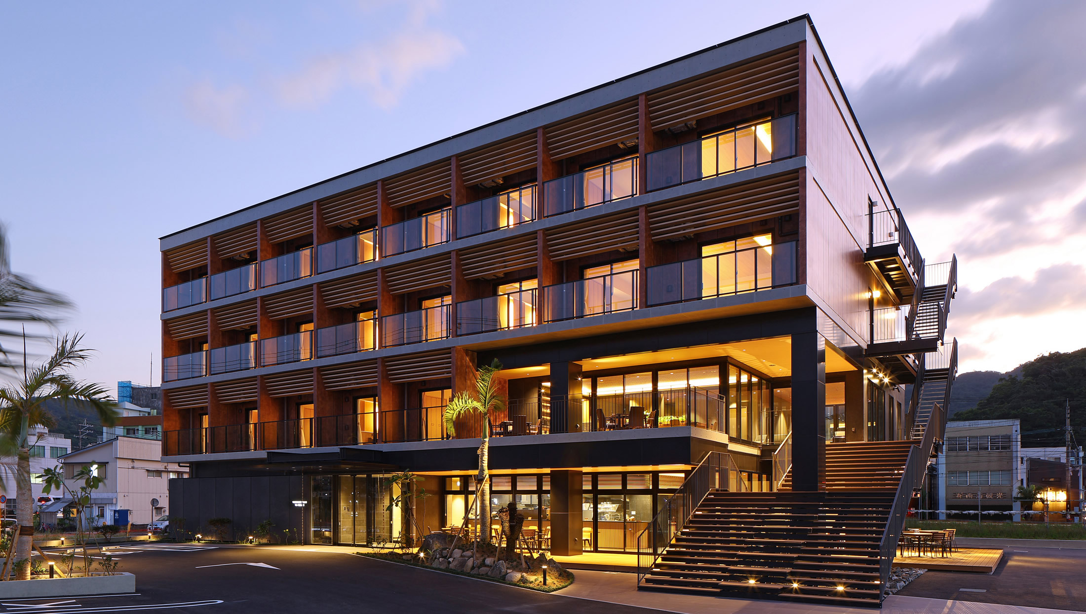 ウエストコート奄美 WA・TERRACE