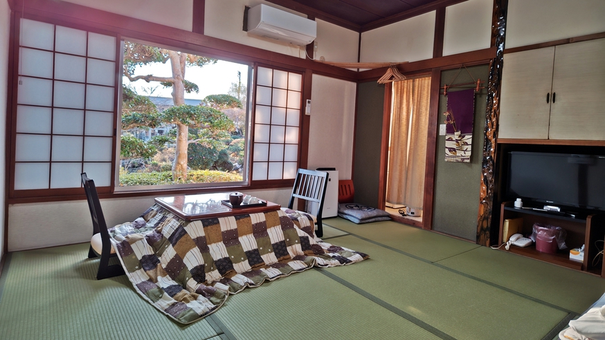 内原鉱泉 湯泉荘 写真