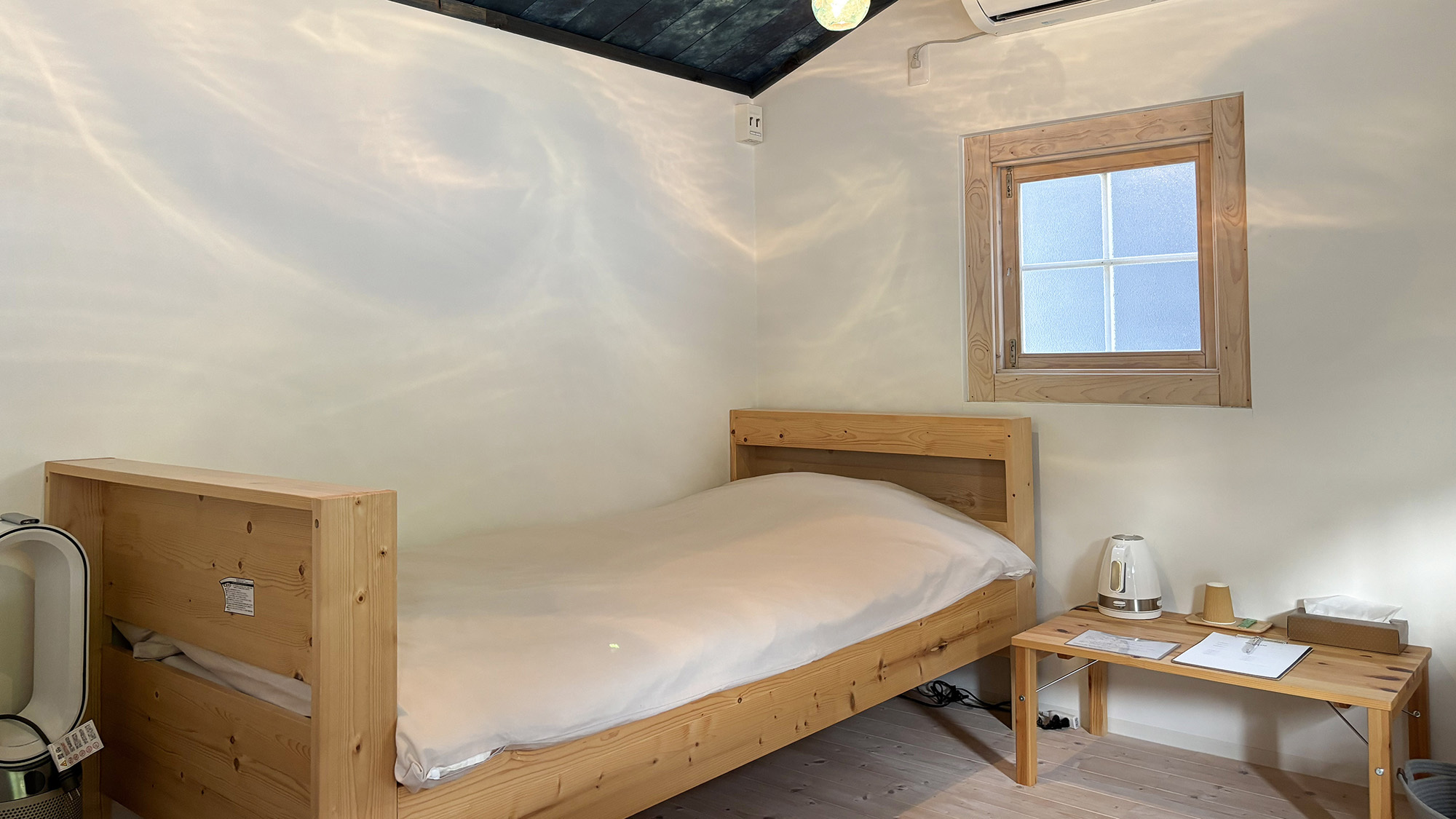 the room 写真