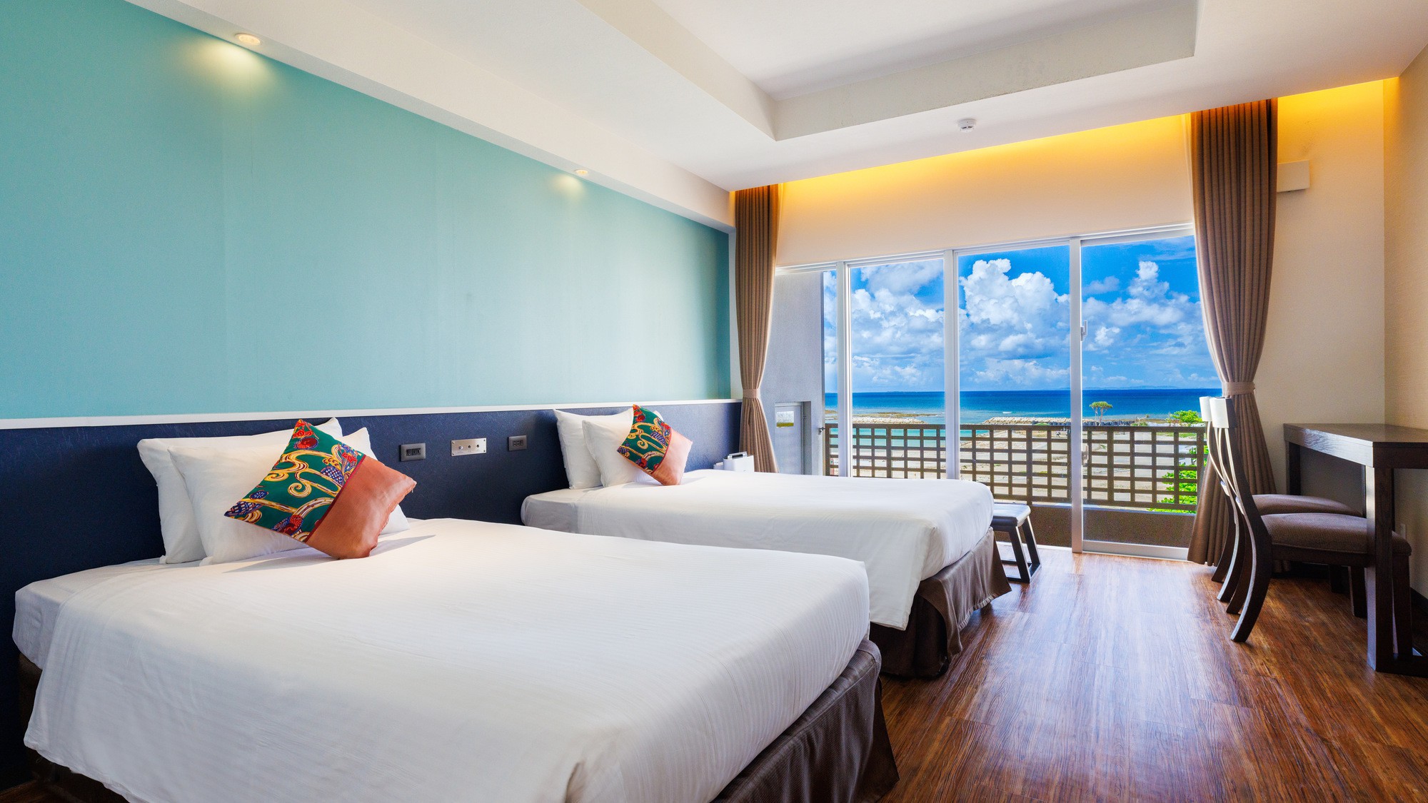 SUNSET BEACH HOTEL 写真