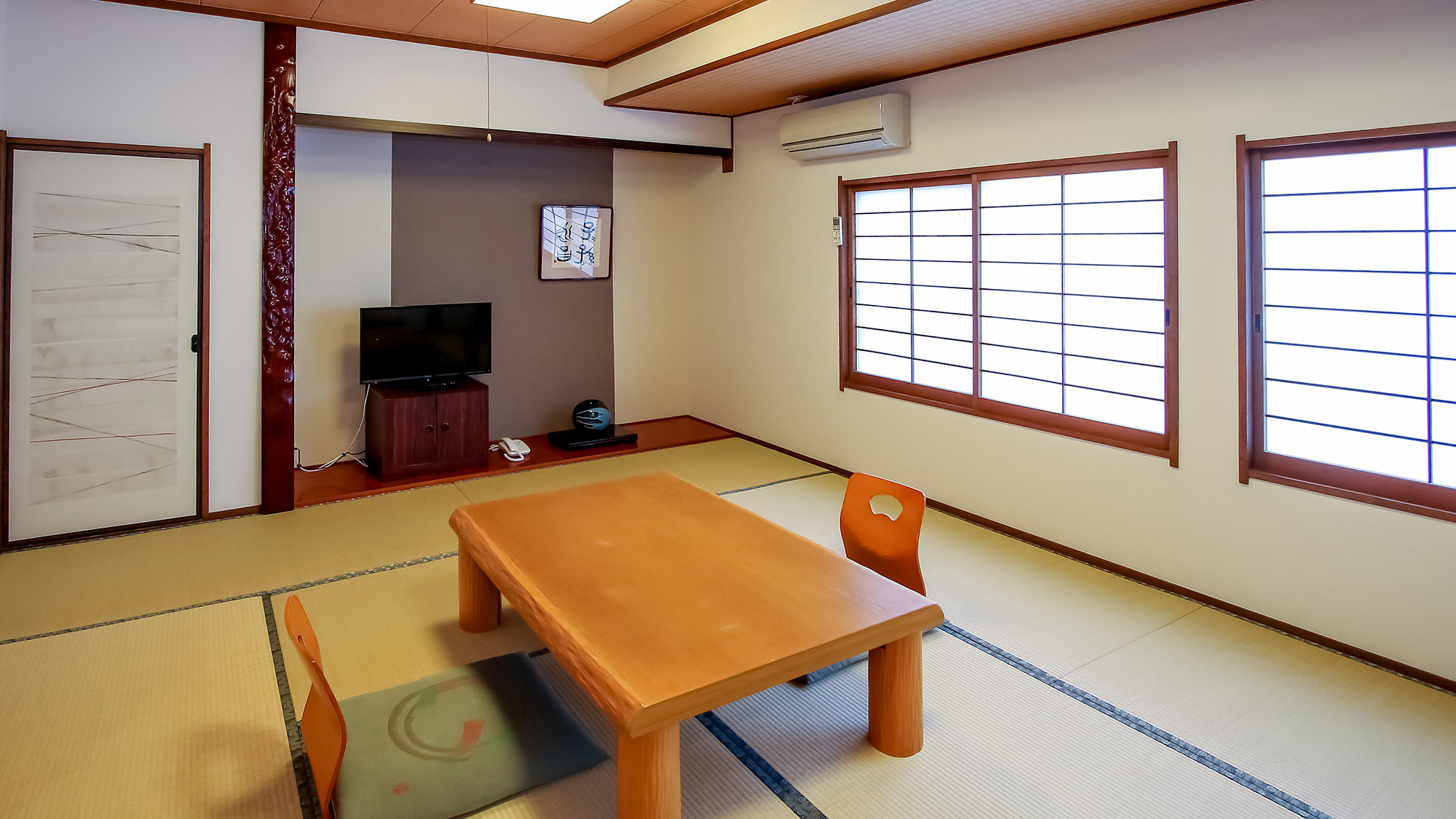 千客の旅情犒ふ 萬力屋 写真