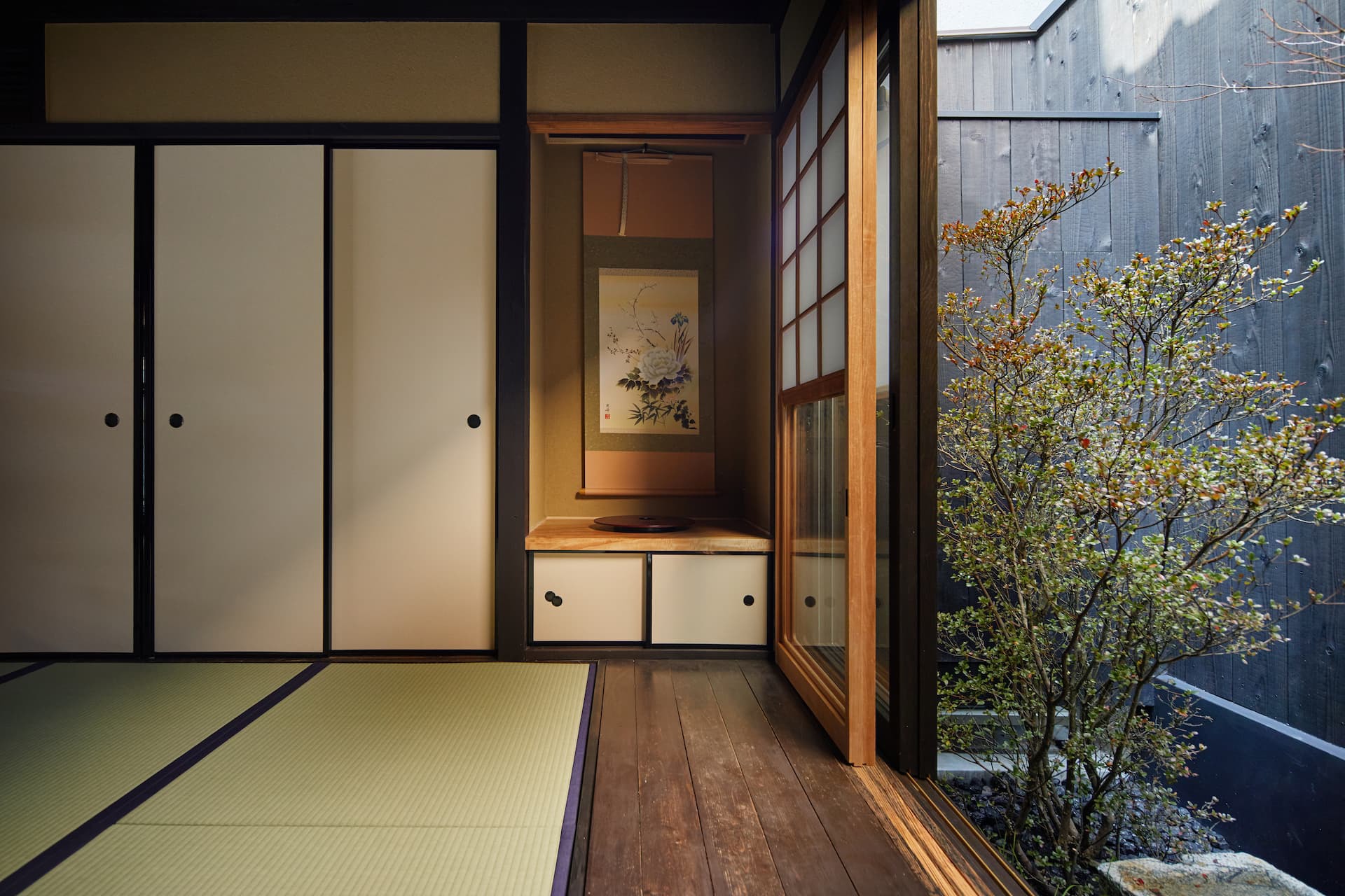 HANARE KYOTO 京都漆楼わかさや 写真