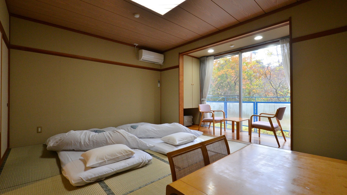 信州穴沢温泉 松茸山荘 写真