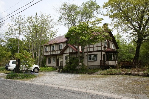 森のペンションつつみすくえあ