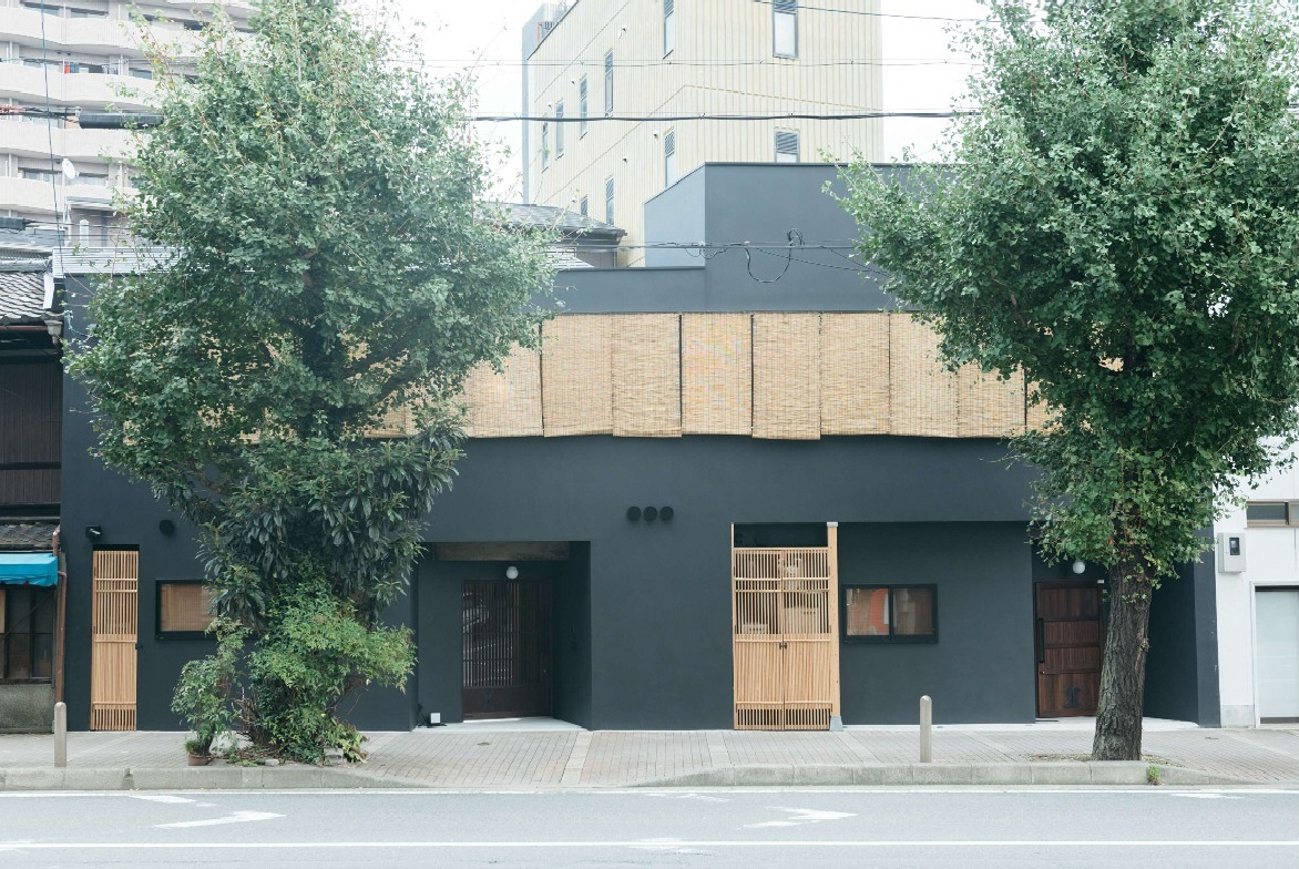 八重家 若宮町 写真