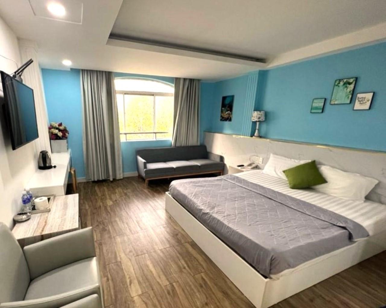 ヌーボー ハッピー イン 写真