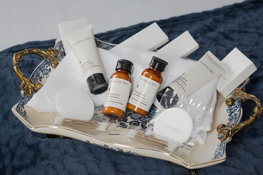 クレイブス ホテル 写真