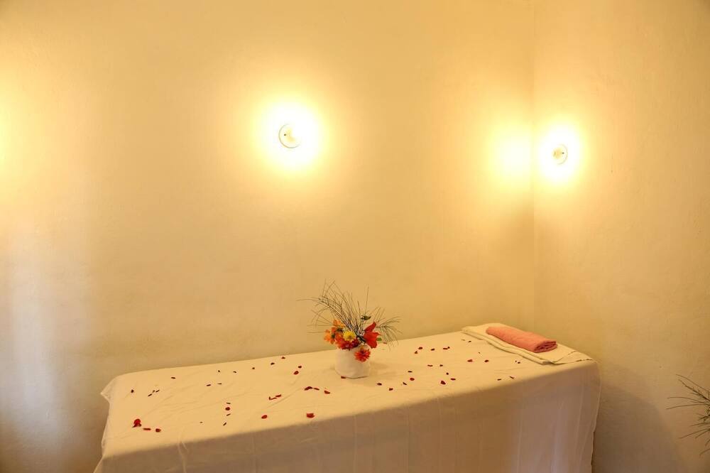 ゴハ ホテル 写真