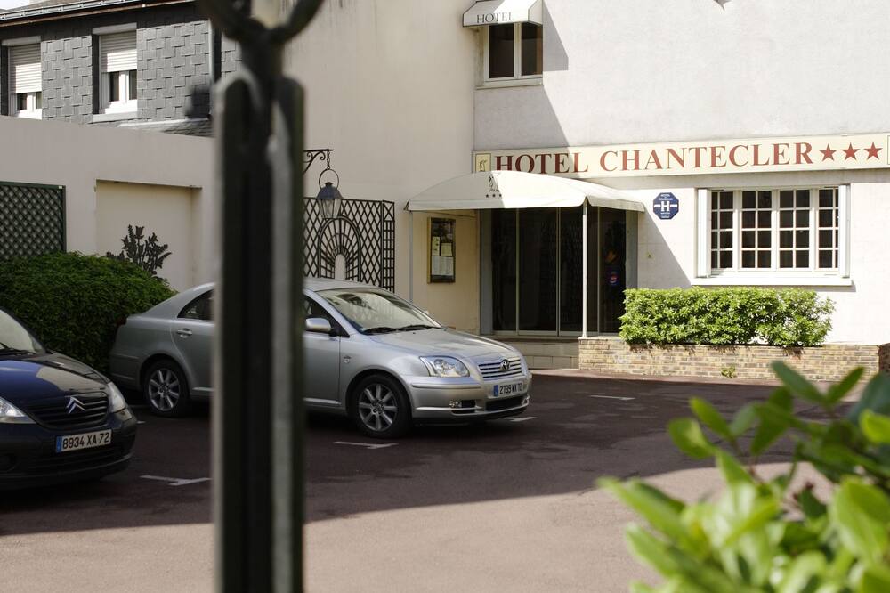 ジ オリジナルズ シティ ホテル シャンテクレール ルマン 写真