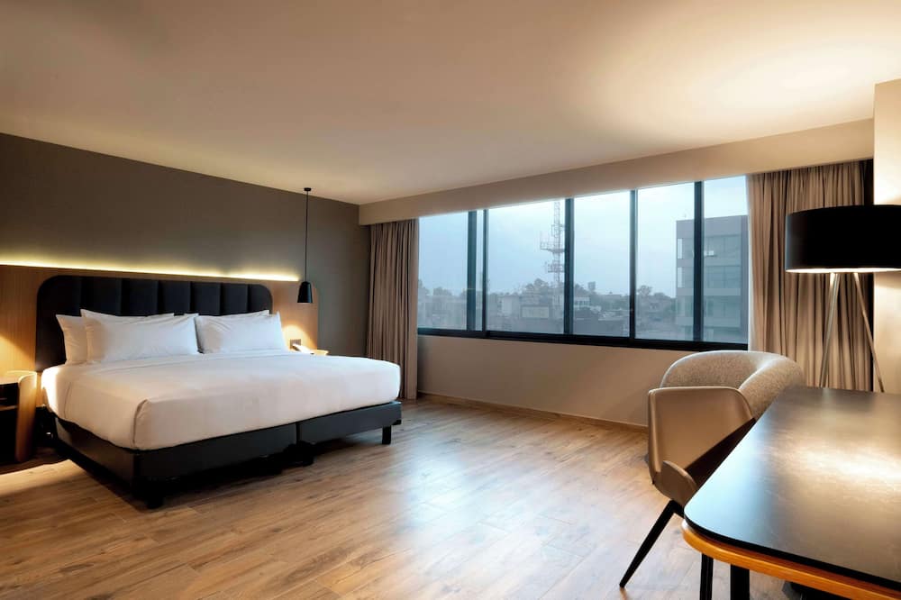 ヒルトン メヒコ シウダー アエロプエルト 写真